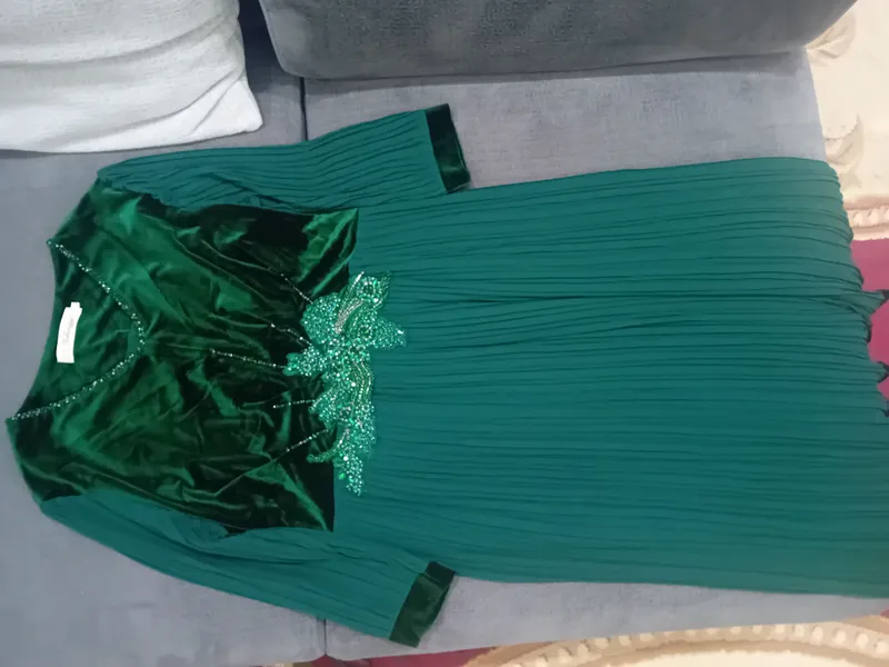Juda chiroyli ko‘ylak, o‘lchami 2XL. Yangi 1