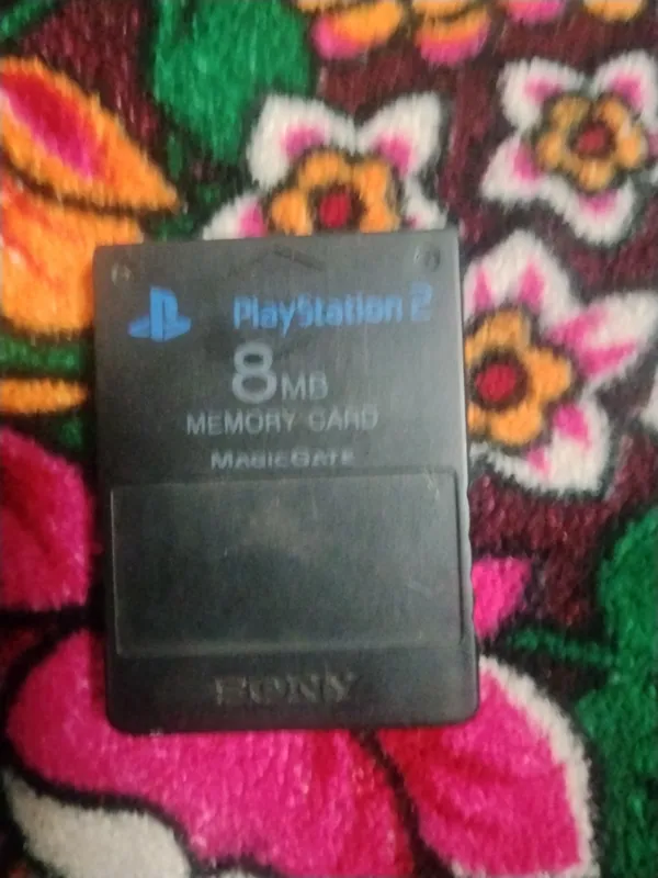 PS2 xotira kartasi 1 PS2 xotira kartasi 1