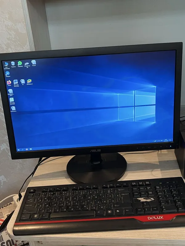 Kompyuter Asus va boshqa qo’shimcha buyumlari bilan 3 Kompyuter Asus va boshqa qo’shimcha buyumlari bilan 3