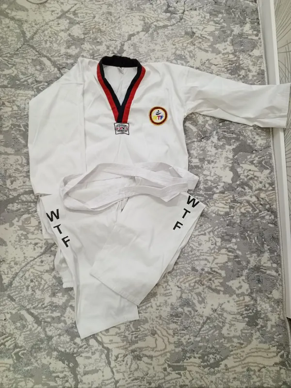 Taekvondo uchun forma 2 Taekvondo uchun forma 2