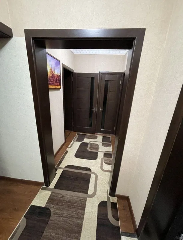 Продаётся стильная 3-комнатная квартира (французская планировка) — фото 6