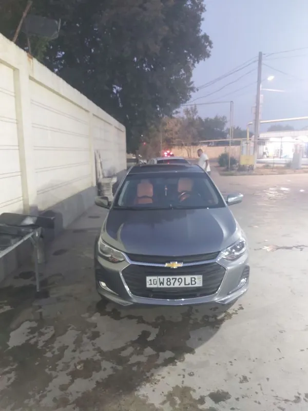 Продается Onix Premier +