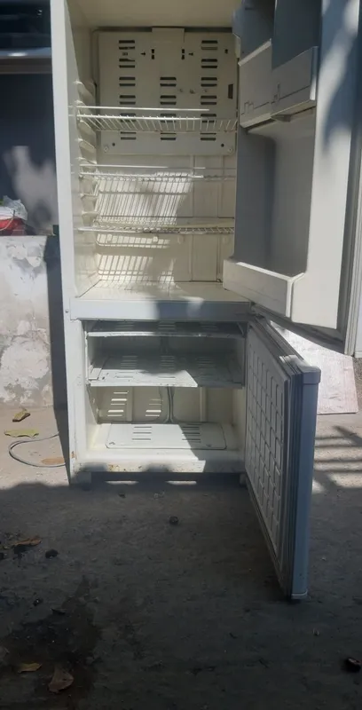 Продам холодильник в 2 Продам холодильник в 2