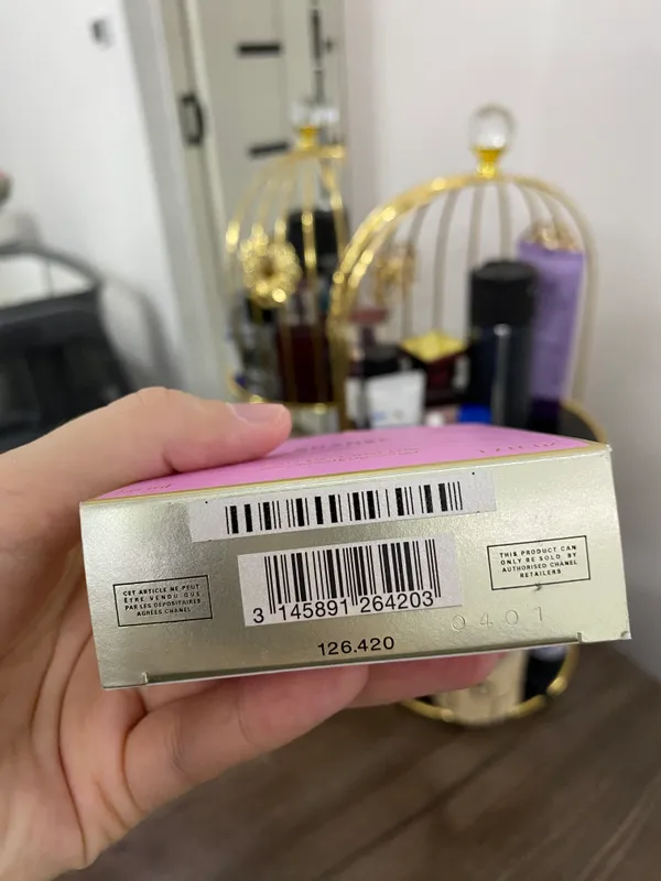 Оригинальные духи Chanel, куплены в duty free 3