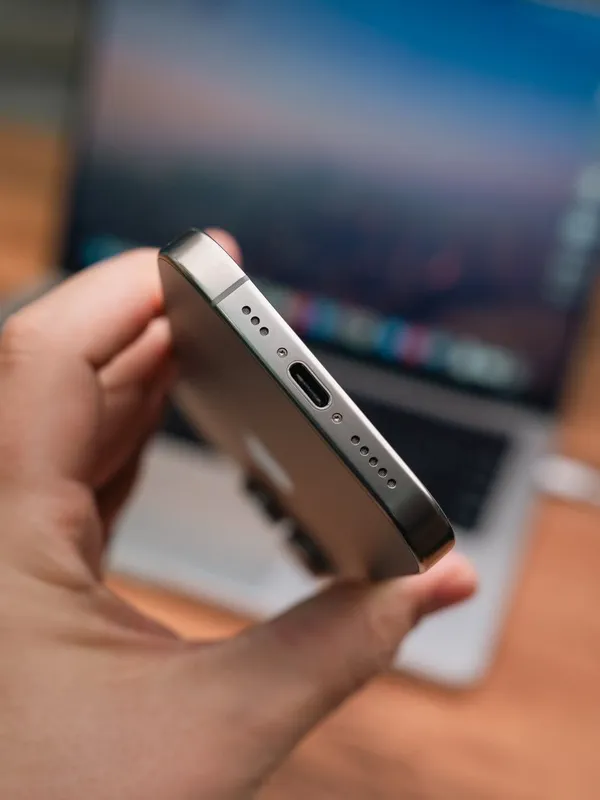 iPhone 16 Pro 128gb Natural Titanium 92% — фото 5