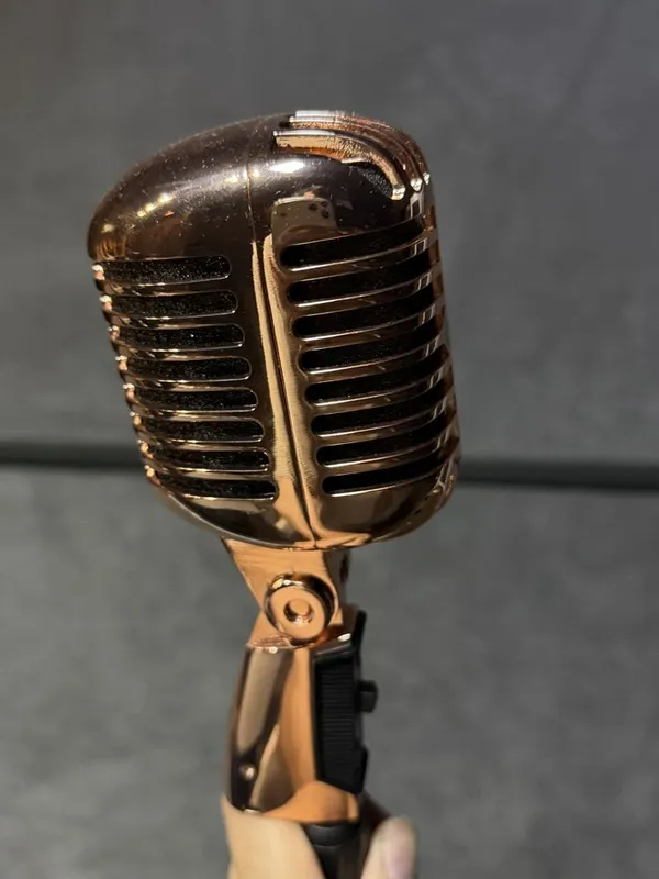 Shure 55 retro mic sotiladi