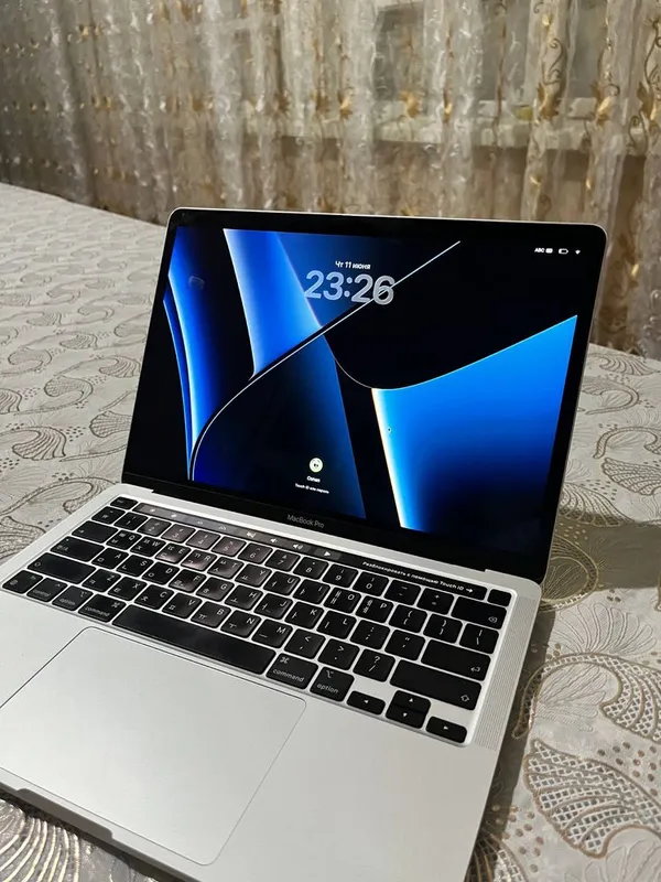 Macbook pro m1. 8/258gb 1