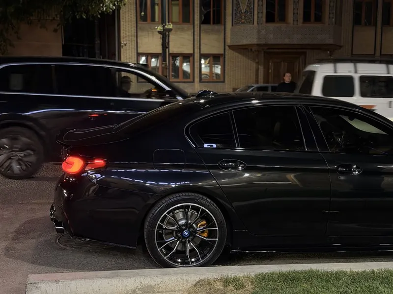 Bmw 530e g30 F90 bodykit 7 Bmw 530e g30 F90 bodykit 7