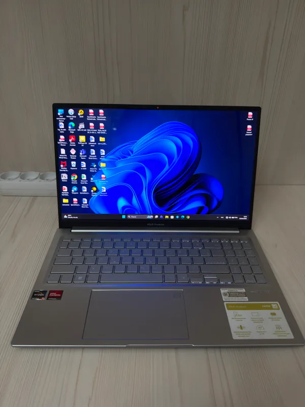 Asus Vivobook Oled 1