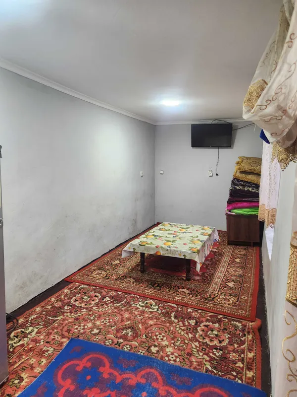 Olmazor tumani Beruniy metro Farobiy 1,5 sotix uy sotiladi — фото 4