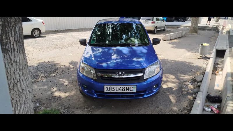 Lada Granta avto 1 Lada Granta avto 1