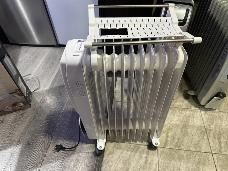 Японский маслянный оборгреватель aiwa 3 Японский маслянный оборгреватель aiwa 3