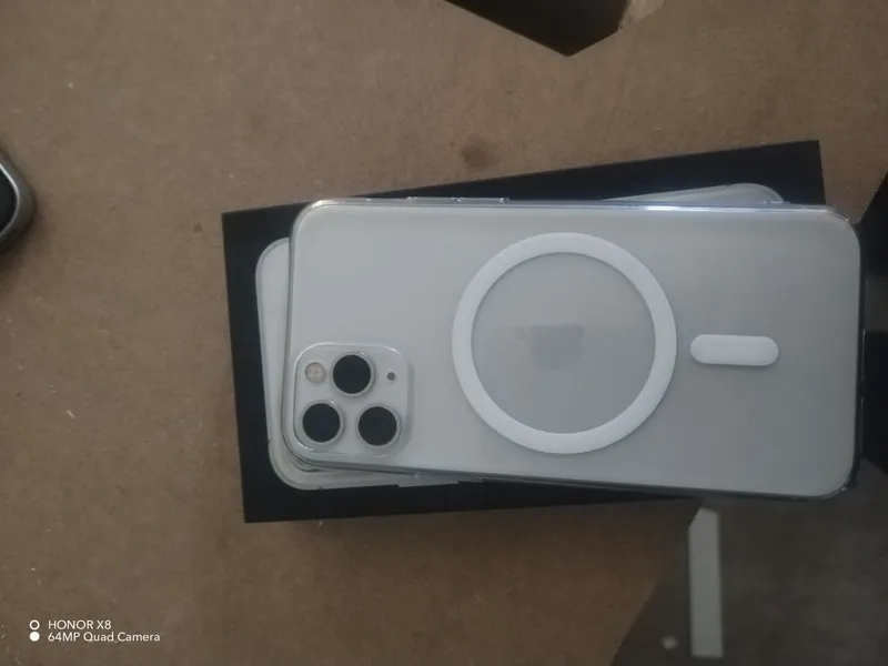 iphone 11 pro sotiladi. Honor 400 lite ham bor 1 iphone 11 pro sotiladi. Honor 400 lite ham bor 1