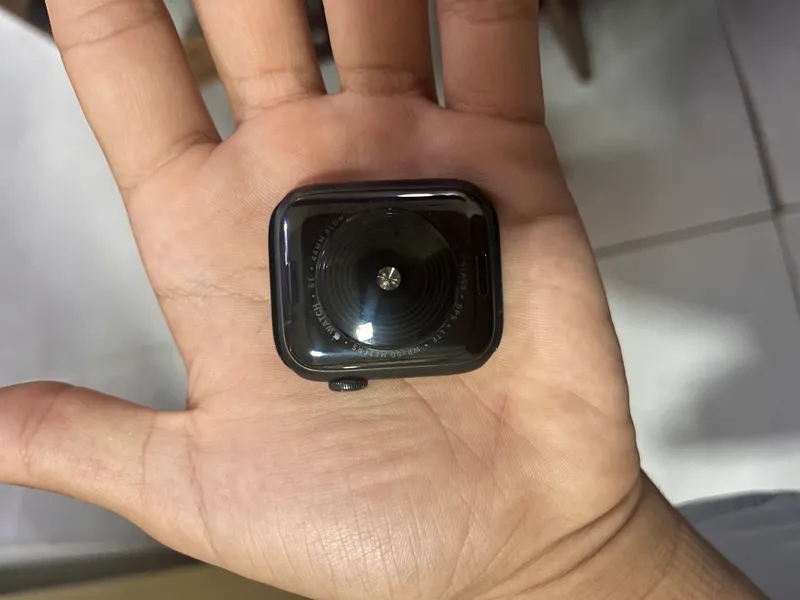 Apple Watch SE1 44 mm 86% sig‘im 5 Apple Watch SE1 44 mm 86% sig‘im 5