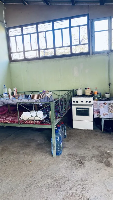 Uchastok sotiladi 11 sotix 5 ta honasi bor — фото 2