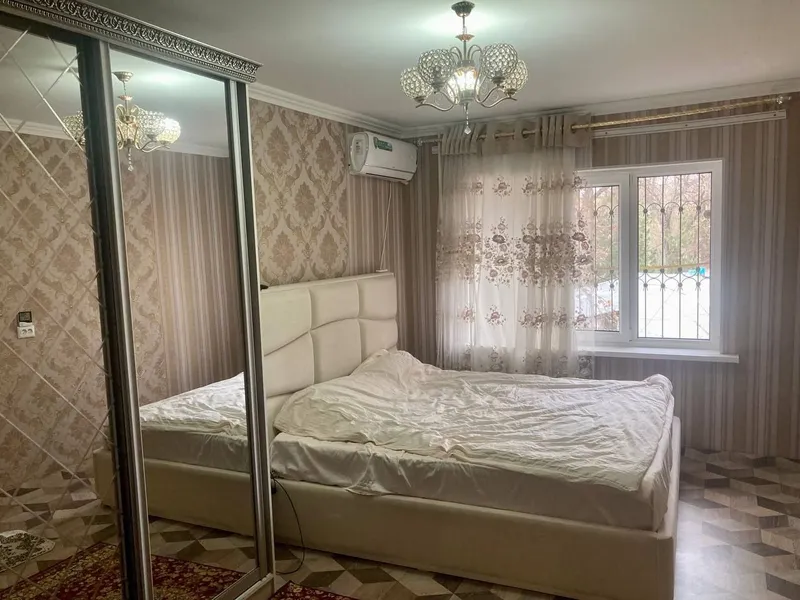 продам чиланзар 6.  трёх комнатная.  балкон 2*6 1