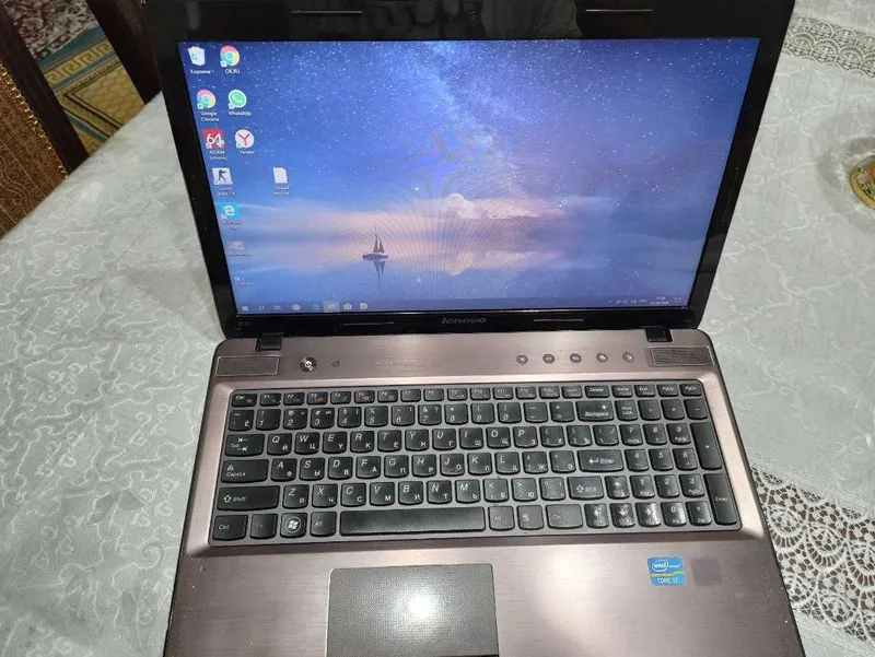 Lenovo IdeaPad Z570 (i7, 8GB RAM) ishlaydi, yaxshi holatda — фото 1