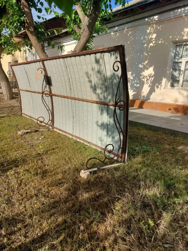 Naves uzunligi 4.70 m eni 1.60 m