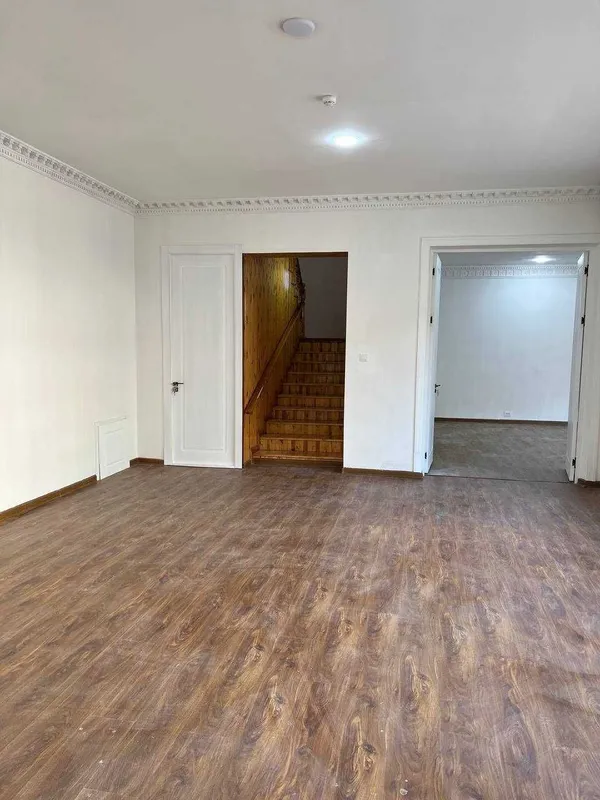 Продаётся нежилое помещение под хостел, офис, Мирабадский район — фото 1