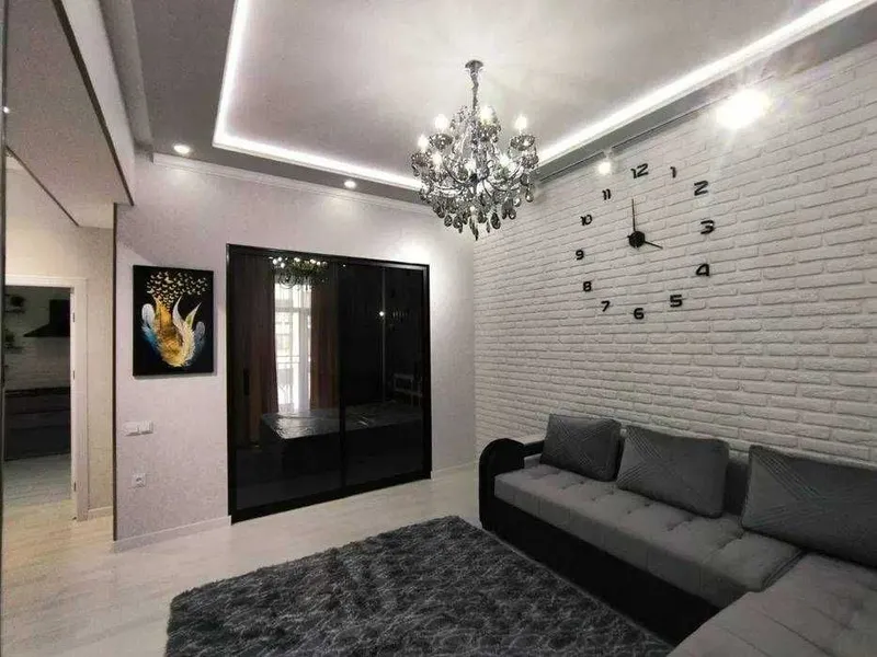 Срочно сдам евро 2х ком кв-ру 7/9 ЖК New life ор-р IT Park А1