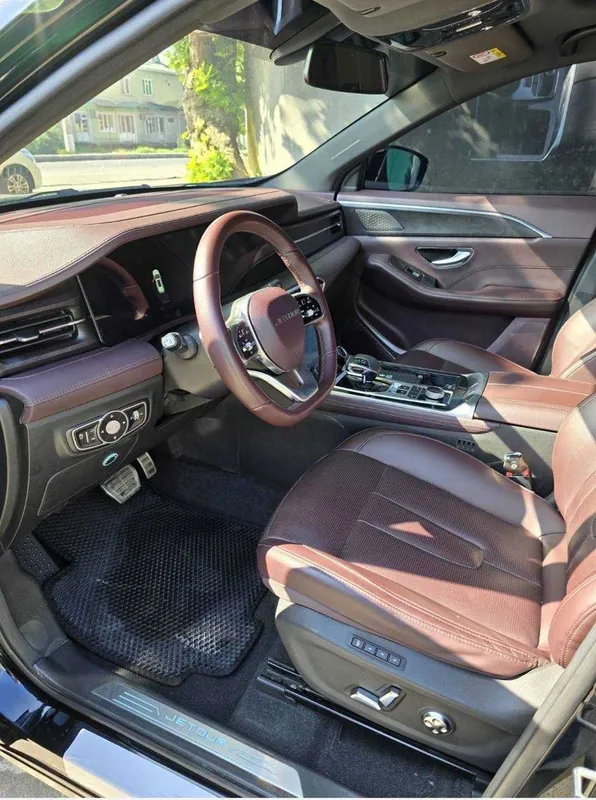 Jetour X90 PLUS FULL sotiladi 2 Jetour X90 PLUS FULL sotiladi 2