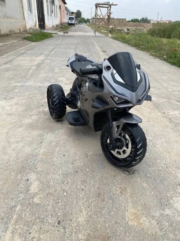 Elektron Moto bolalar uchun