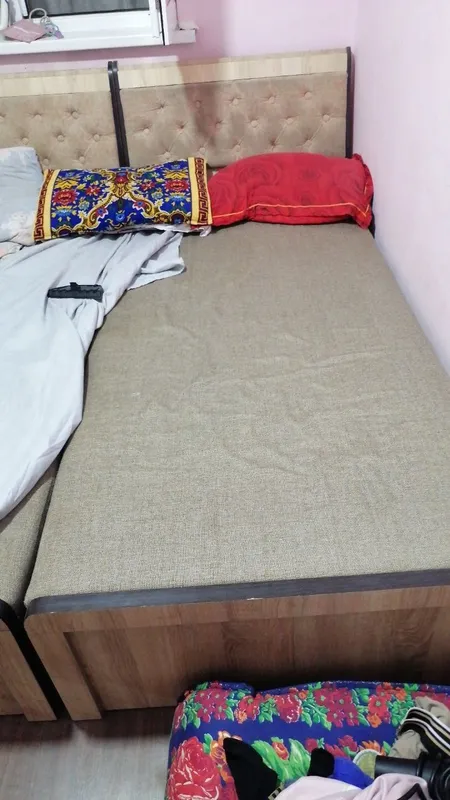 rashma va divan 1 kslik 2 ta srochna sotiladi arzo 3