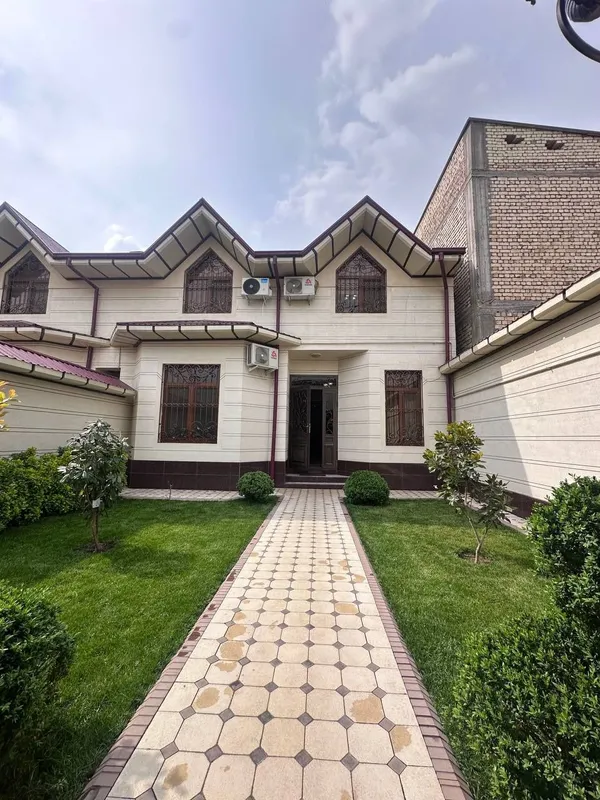 Циолковский Катта Олтинтепа Евро дом 3,85 сотки 280 м² 8 комнат