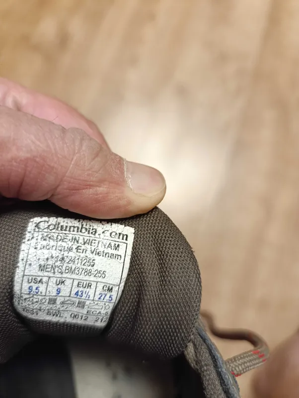 Продам мужские кросовки Nike 45,Columbia 43,нкдорого — фото 5 Продам мужские кросовки Nike 45,Columbia 43,нкдорого — фото 5