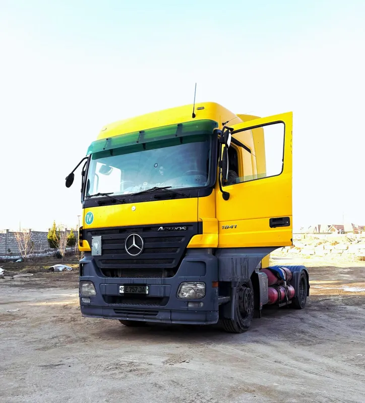 Mers actros tygach 3