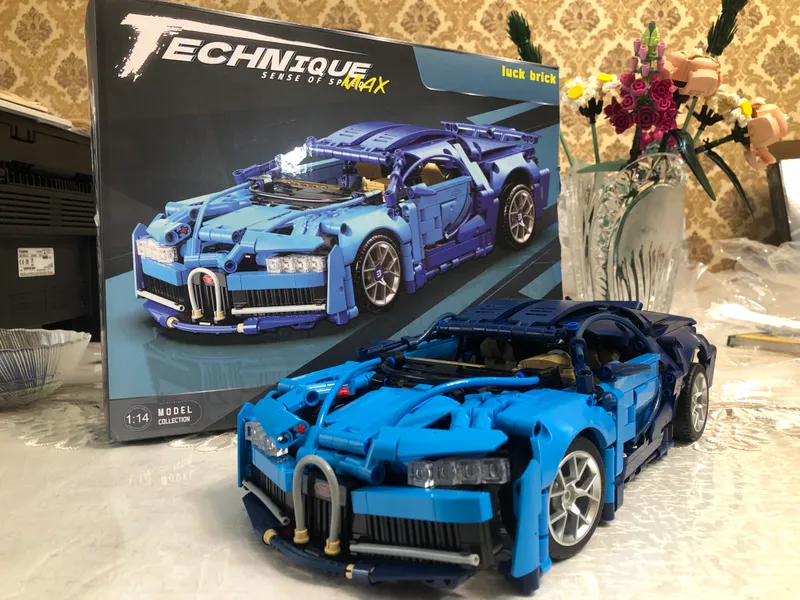 Конструктор Technic Bugatti Chiron. — фото 7 Конструктор Technic Bugatti Chiron. — фото 7