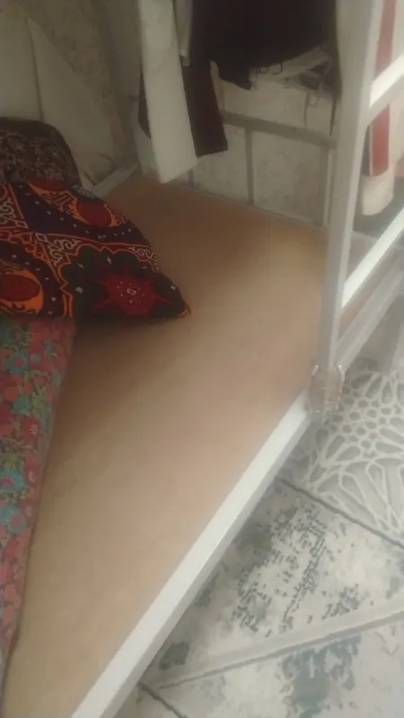2 etajli temir kravat sotiladi. Prodayotsa dvuxyarosnaya krovat — фото 2