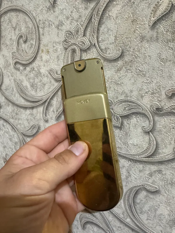 Novey 8800