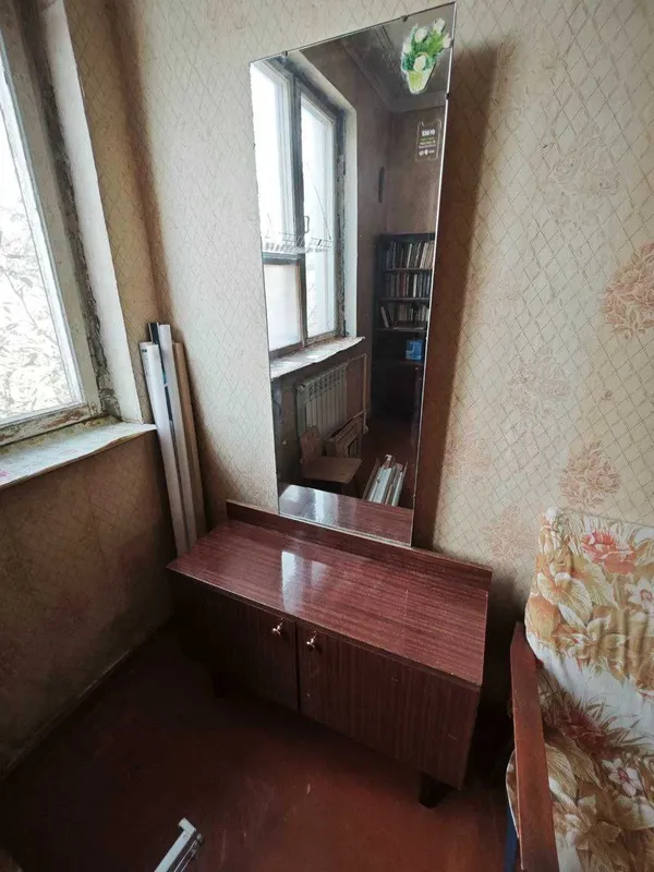 Продаю советское трюмо Продаю советское трюмо