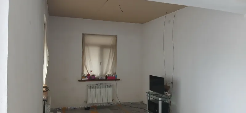 В махалле Мажнунтол, Водник, продаётся дом на 6 сотках, 5 комнат 6