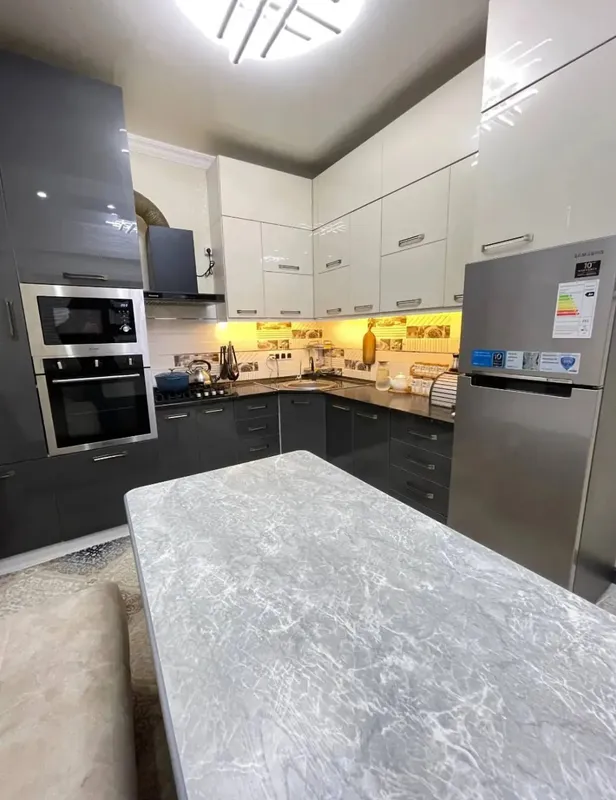 Продажа 4-комн. кв. 106.75 м² · ID 7191 4