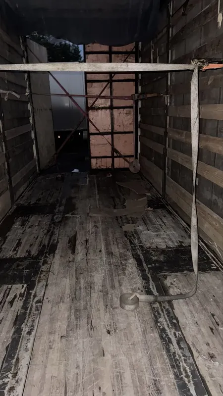Паравоз тандем присеп сотилади 55куб 2009йили 17,5 балон BWP 6 Паравоз тандем присеп сотилади 55куб 2009йили 17,5 балон BWP 6
