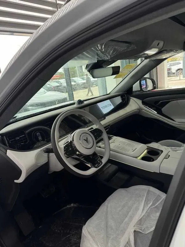 Voyah Free 318km AWD Naxt va Halol nasiya savdo — фото 1