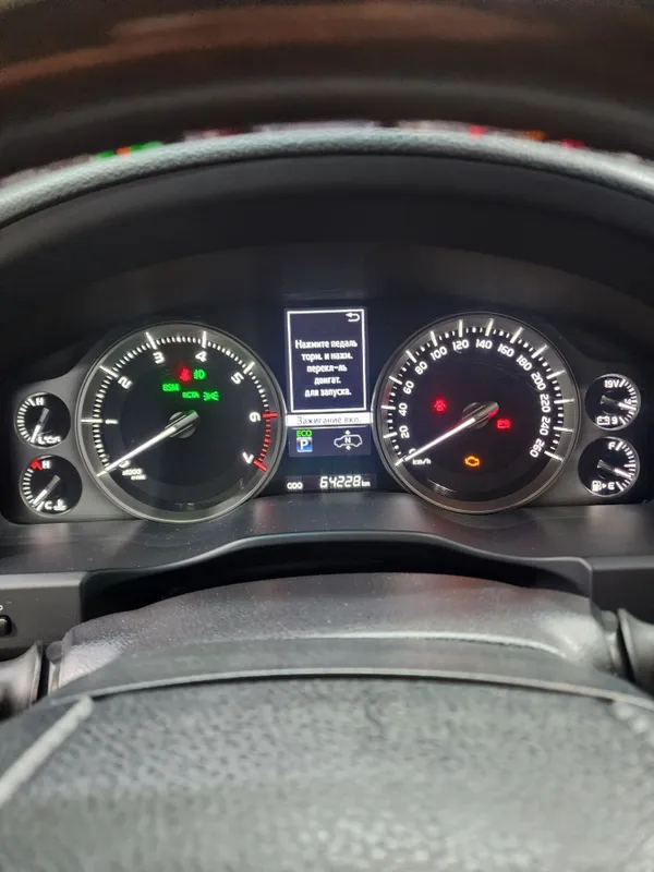 Land cruiser 200 grand touring S — фото 2