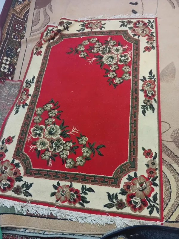 Продаются ковры, состояние хорошее, 3×2, 3×3 2 Продаются ковры, состояние хорошее, 3×2, 3×3 2