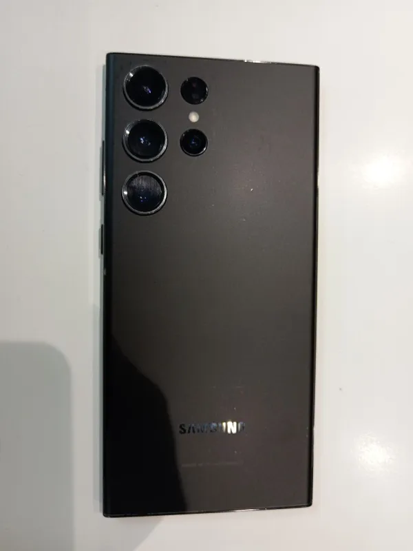 Samsung Galaxy S 23 Ultra 3