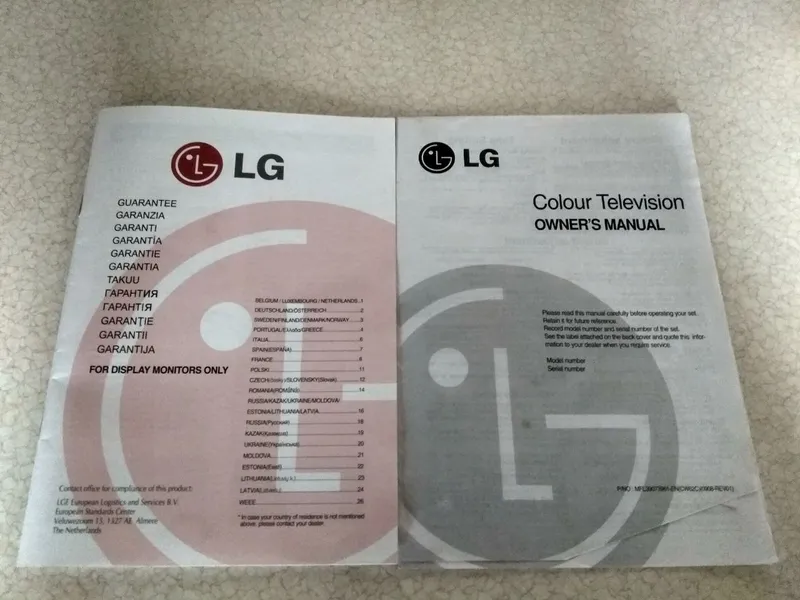 Телевизор LG LED. В рабочем состоянии. Вместе с тумбочкой — фото 3