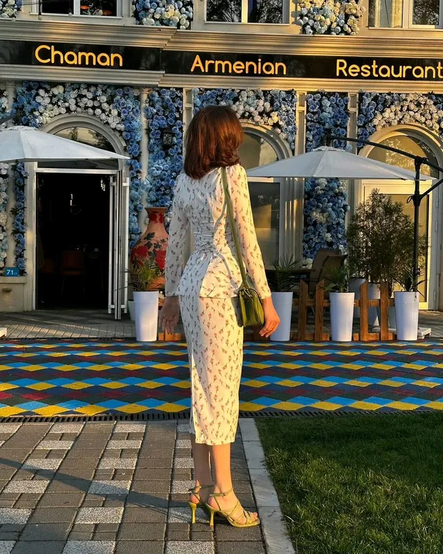 Платье со съёмной баской — фото 2