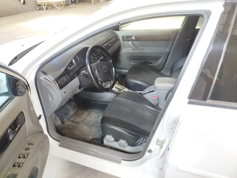 Lacetti 1.8 2012 5 Lacetti 1.8 2012 5