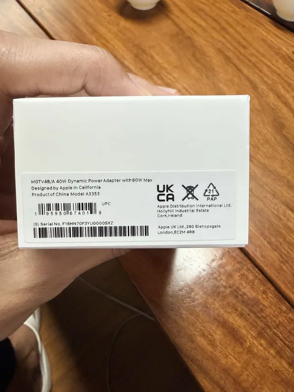 Apple charge 40 W Orginal 3 Apple charge 40 W Orginal 3