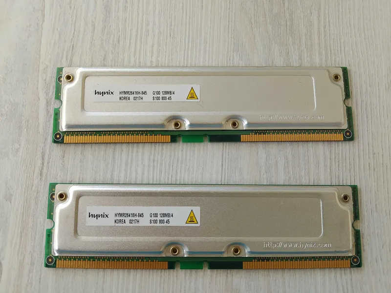Продаются оригинальные планки оперативной памяти RAMBUS Rimm, по 128 М