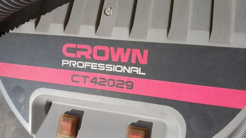 Crown 80 l 2000 w 2 Crown 80 l 2000 w 2