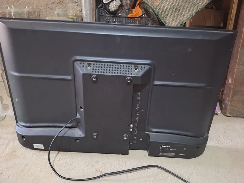 Hisense va Samsung TV sotiladi 3