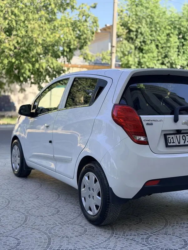 spark sotiladi 2015 yil 173000 km faqat binzinda yurgan 5 spark sotiladi 2015 yil 173000 km faqat binzinda yurgan 5