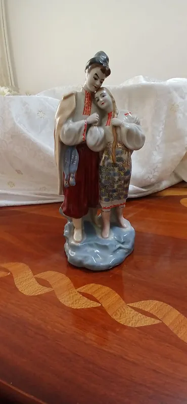 статуэтка